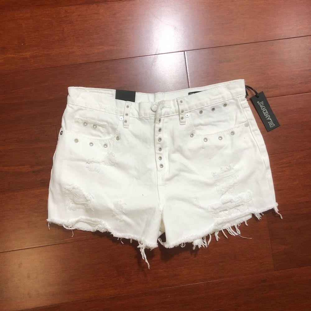 New Blank NYC White Distressed Ripped Shorts High Waisted - Picture 4 of 7